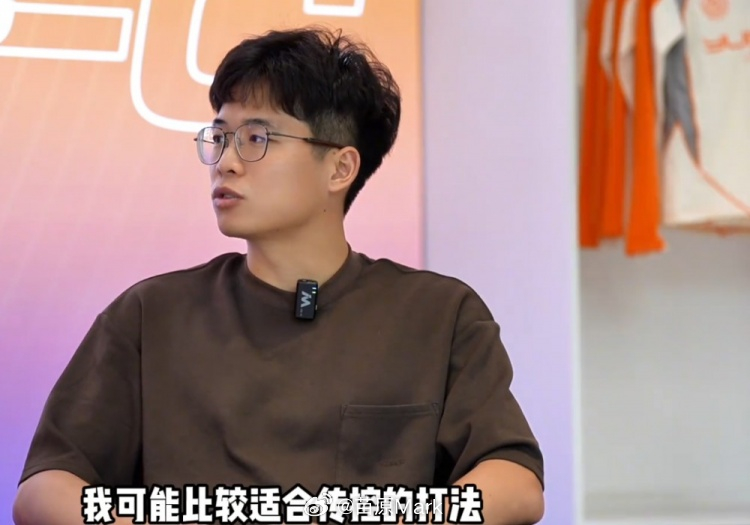 中超联赛 段刘愚在玉昆TV聊转会、战术、吃喝、视力——“也是领导托人联系的我，说