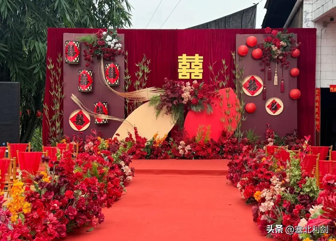 昨天中午，我又参加了张家口原65集团军驻宣化579团一位老战友孩子的婚礼。庆典仪