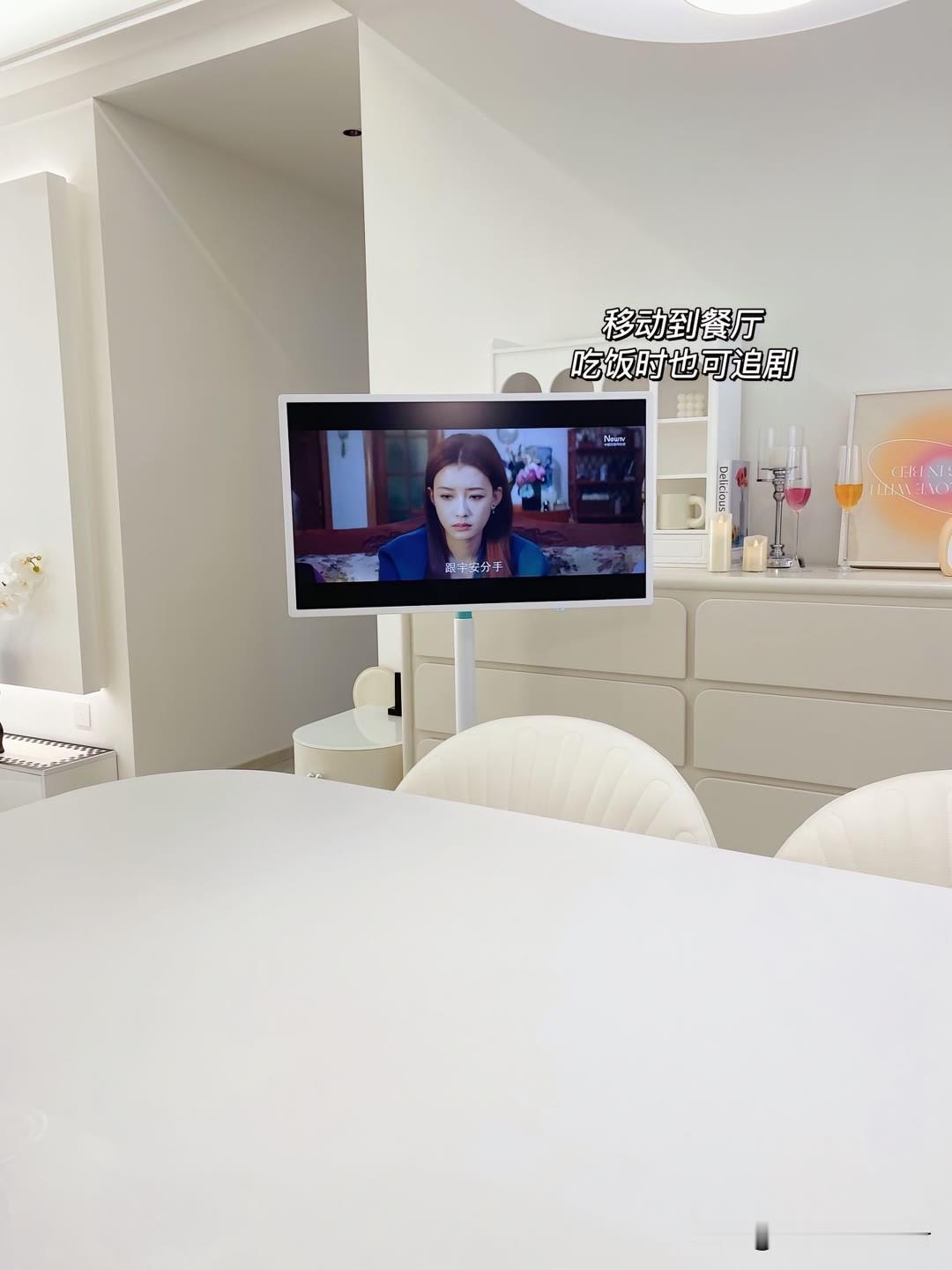 ?
年轻人为什么喜欢奶油风?
 
核心干货（适合短视频讲解）
 
1. 自带治愈
