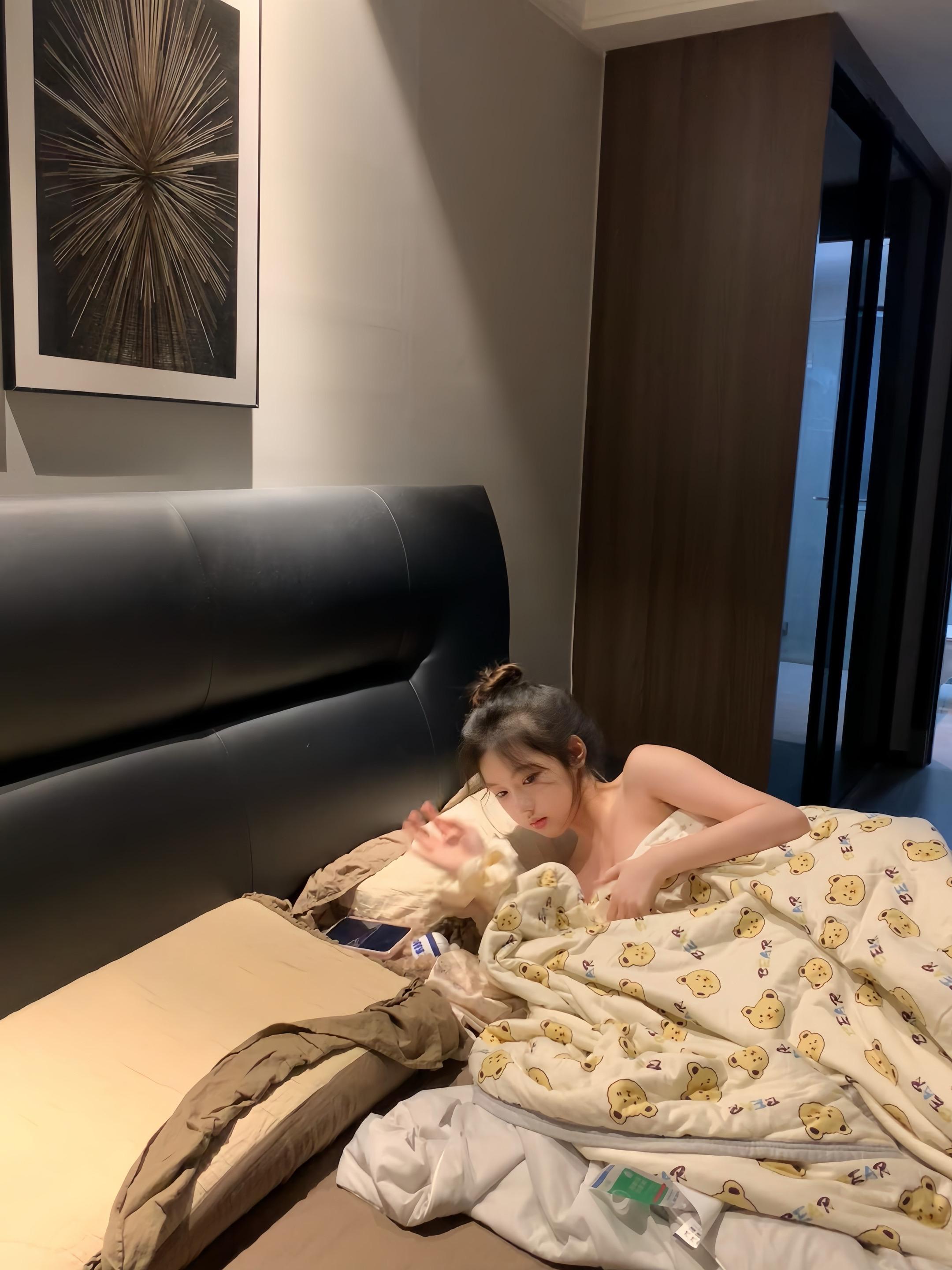 明天太远了 今天先陪我睡觉吧