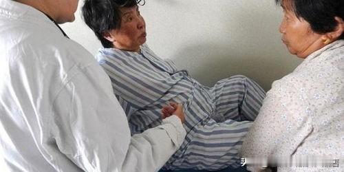 吉林62岁阿姨怀孕6个月，这事也太让人感慨了！年初刚痛失独子的她，本以为日子没了