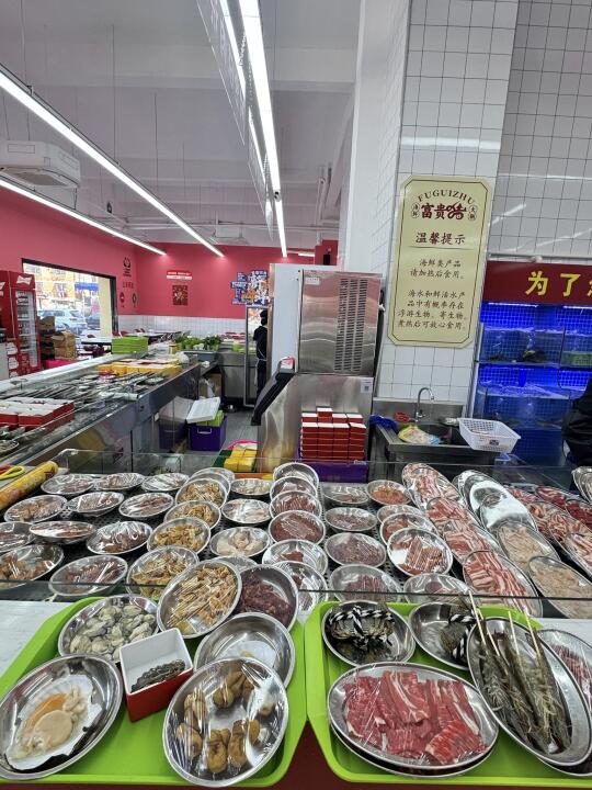 在福州！！以后吃海鲜就来这家了….