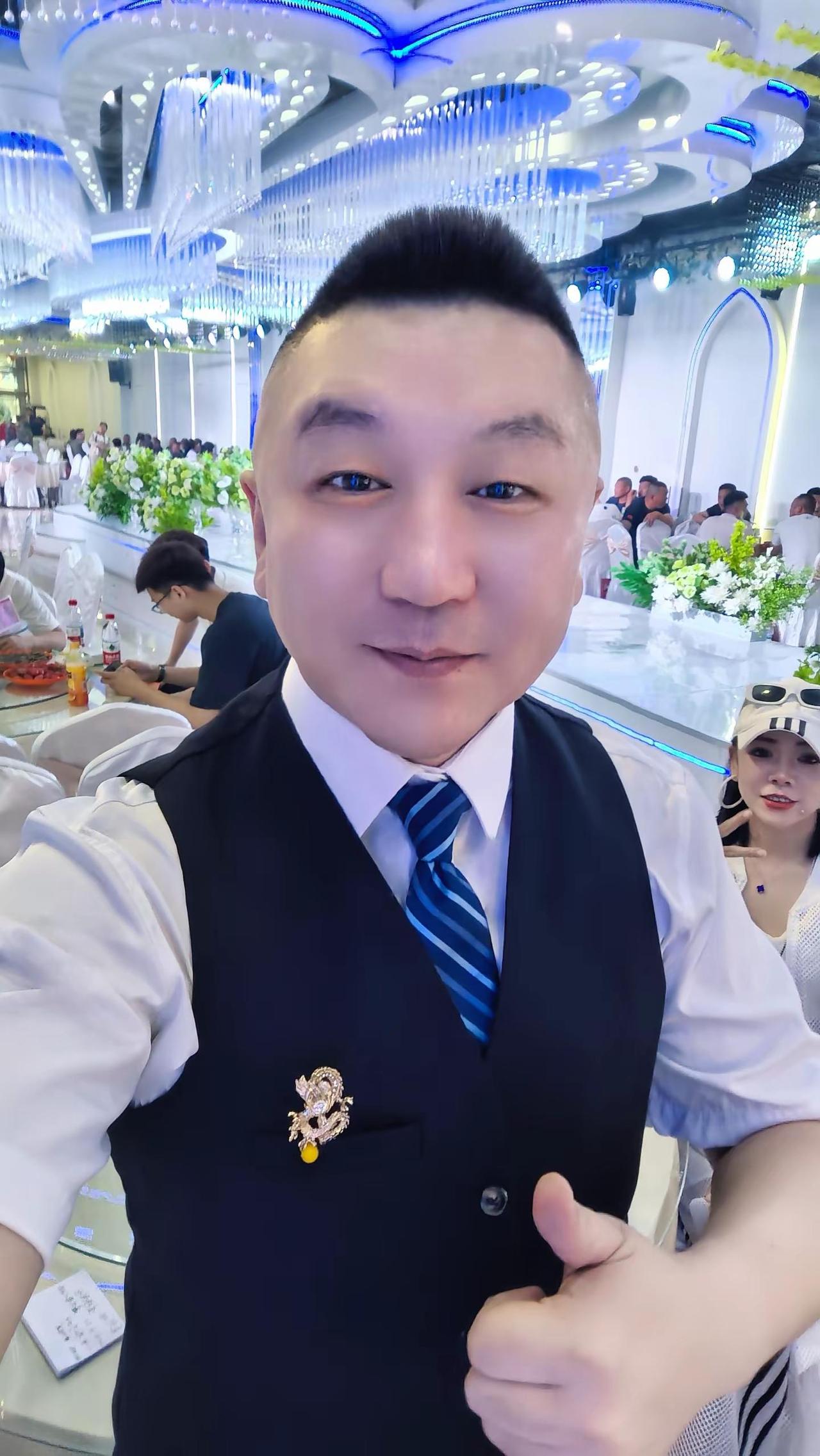 当升学季撞上婚礼季主持人刘明山 著名婚礼主持人 最喜欢的主持人
