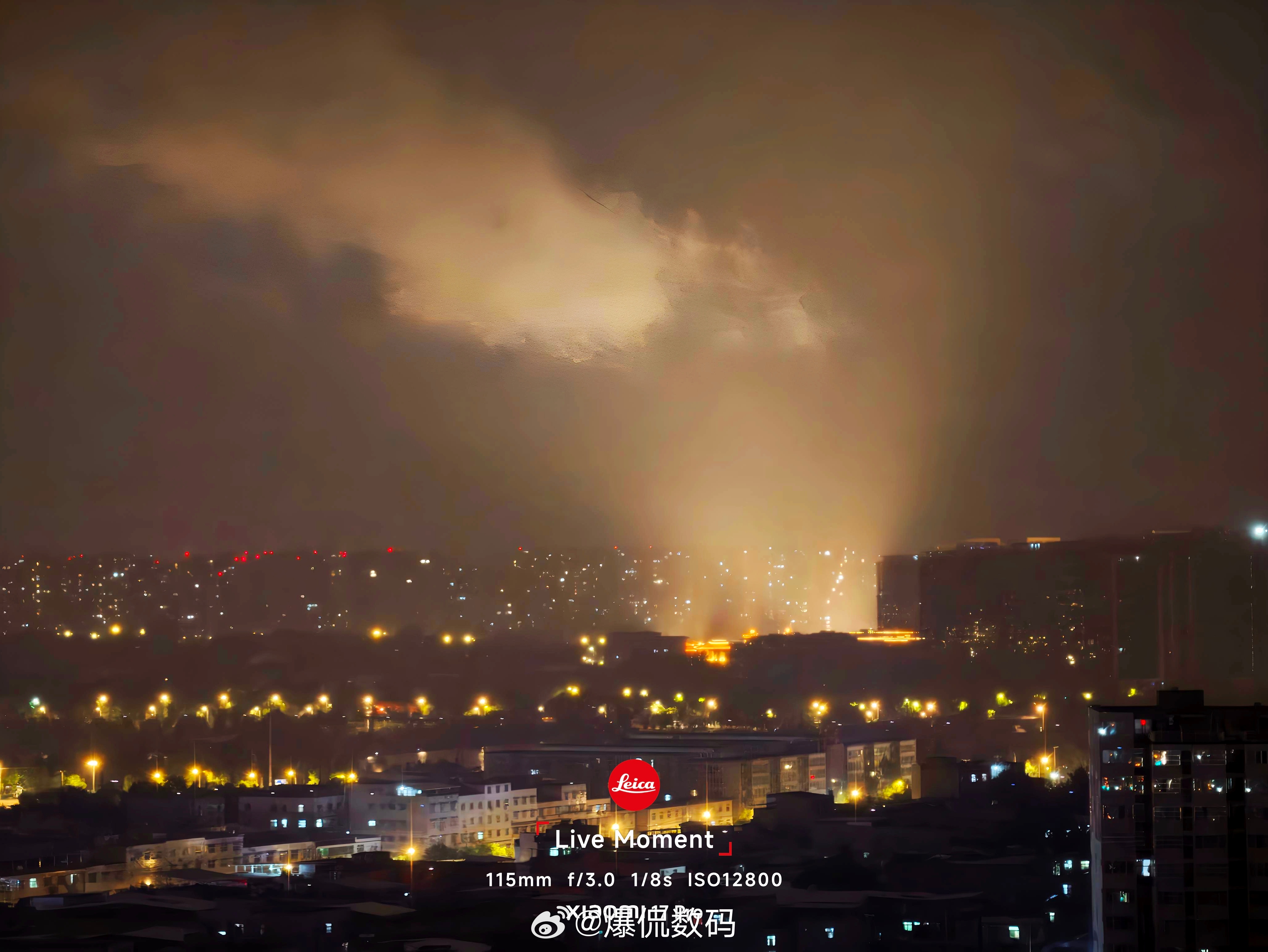 昨天西安多地暴雨，直接降温，我这里是一滴雨都没见，持续高温今天预报有雨，就连天气