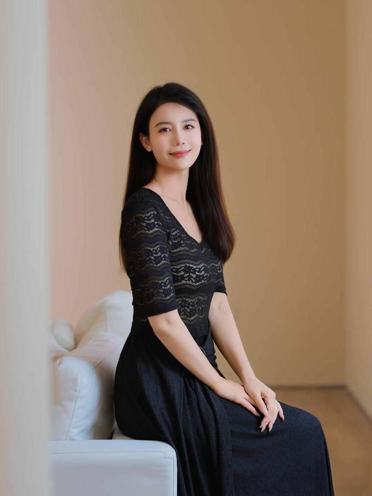 女生怎么穿搭会看上去很优雅