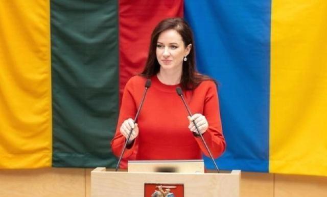 打疼了才知道哭，立陶宛被中国冷落三年，终于绷不住低头求饶了。最终换来的是被中国冷