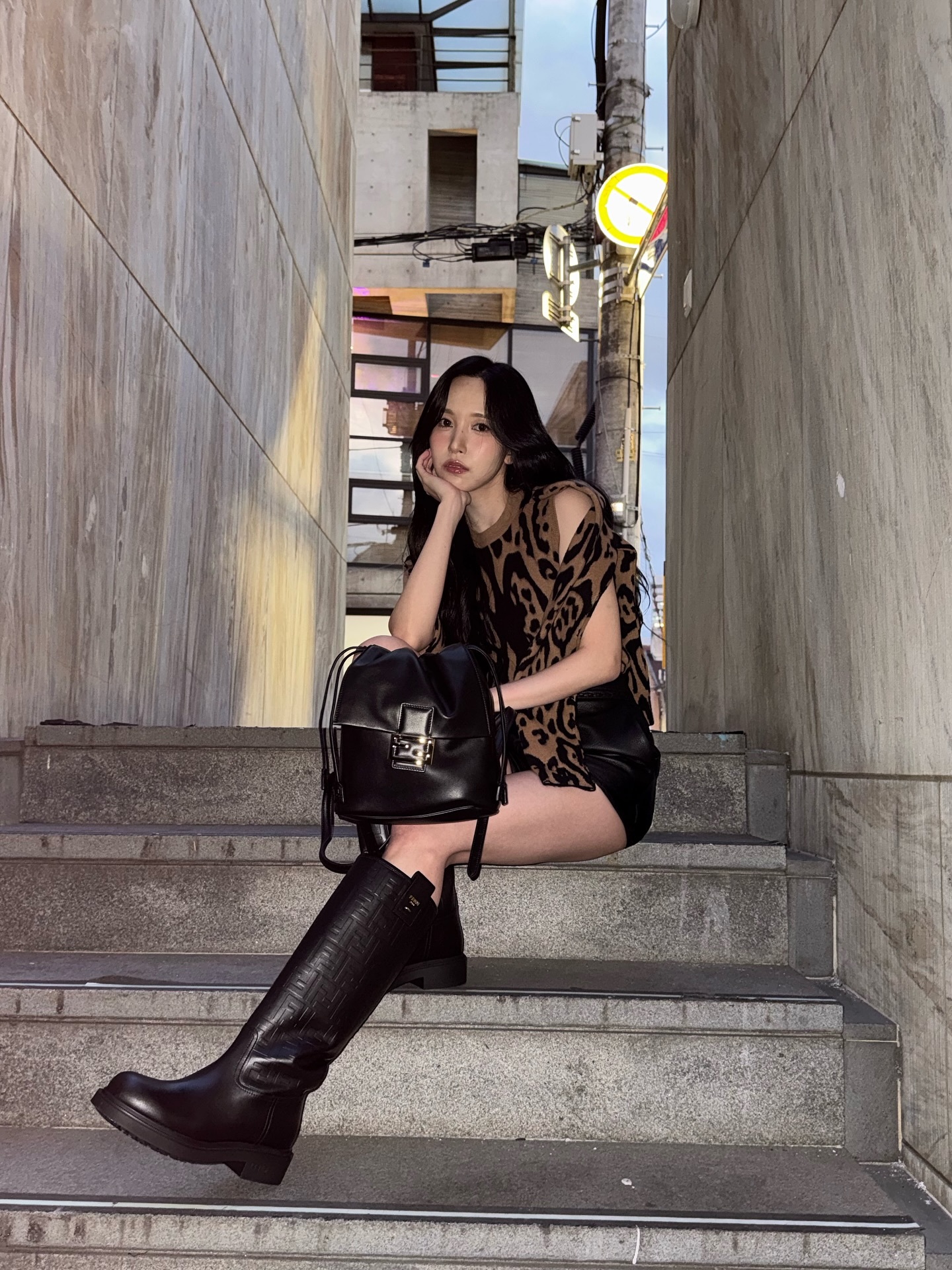 Mina名井南 x Fendi酷girl上线🖤 ​​​