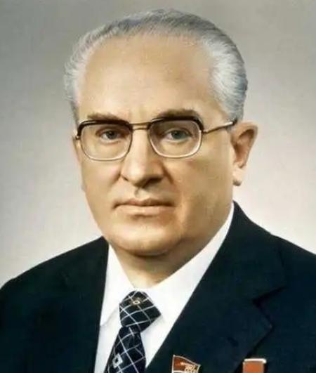 1980年一位苏联克格勃上校在莫斯科街头被警察活活打死，最终克格勃以牙还牙，处死