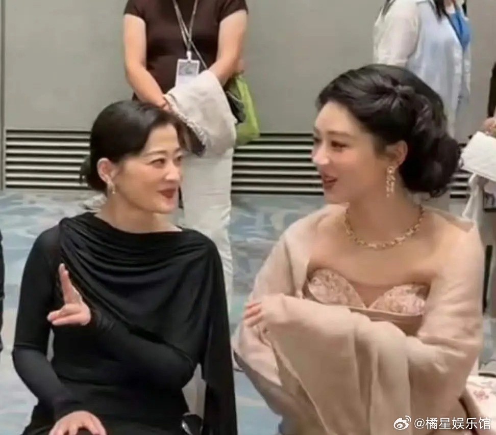 杨紫这大头娃娃具像化