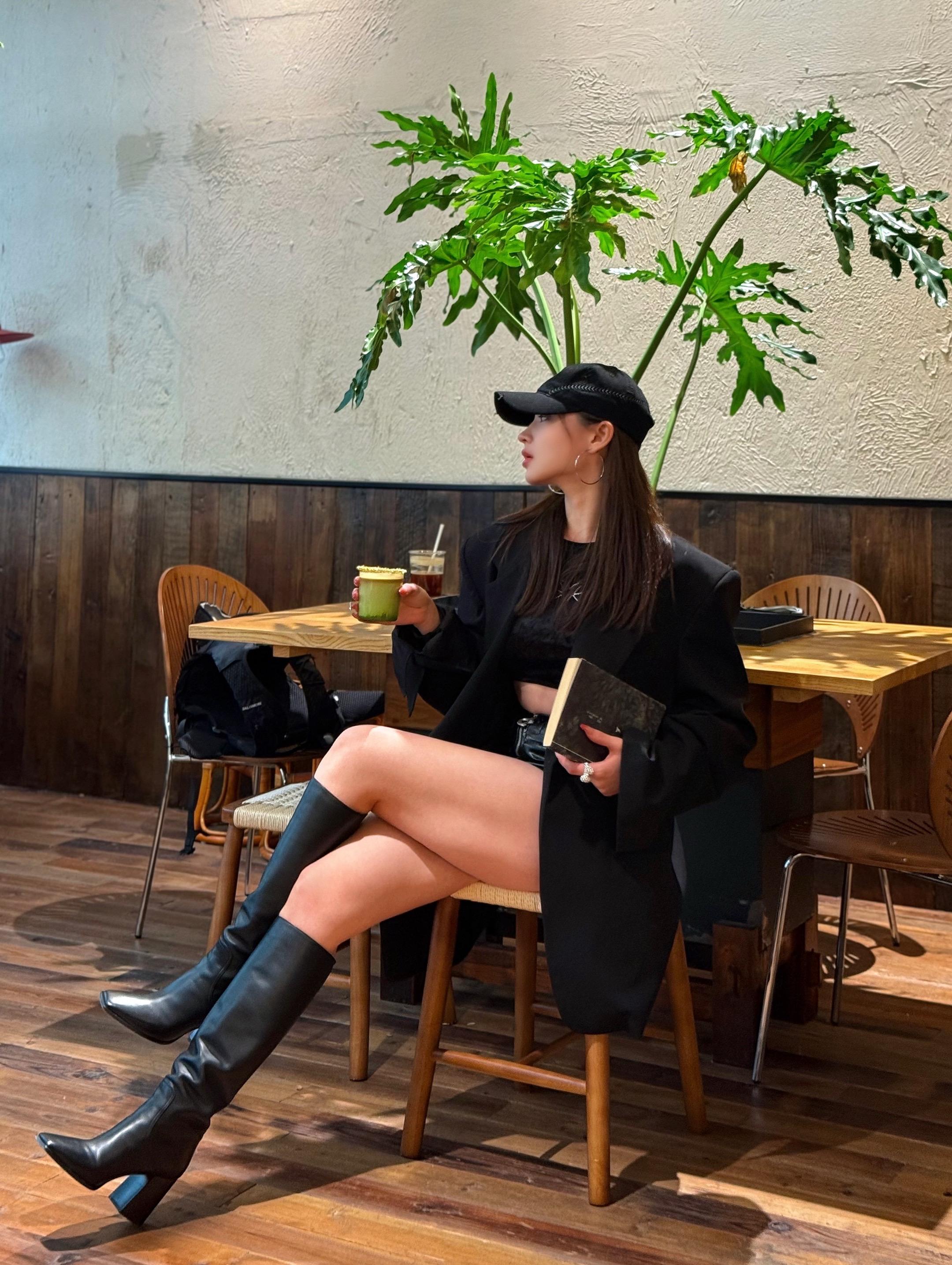 黑色本命穿搭🖤   📷