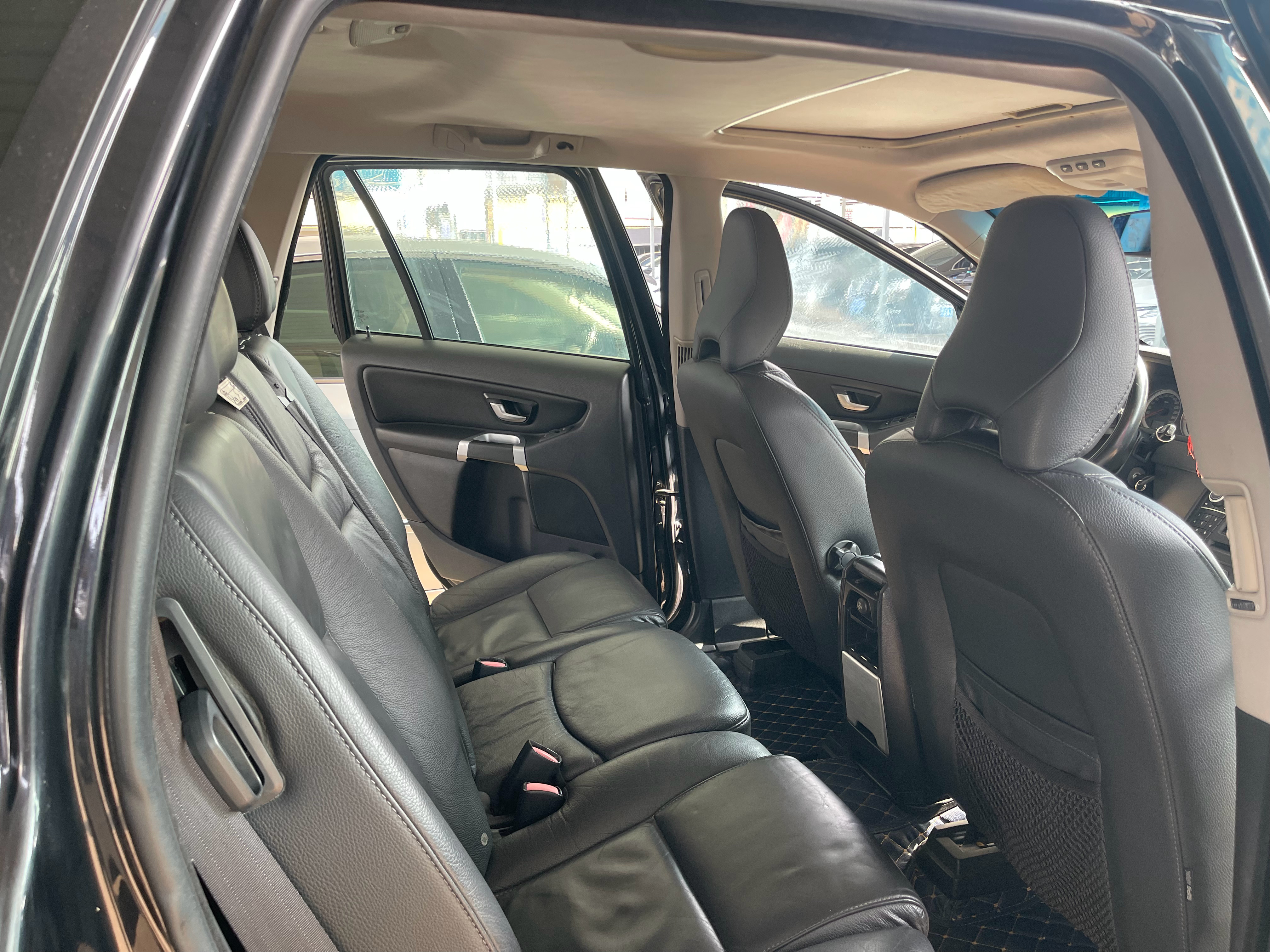 陆地坦克 2014年沃尔沃Xc90 一手 19万公里 4个多带走 私人定制淘车服