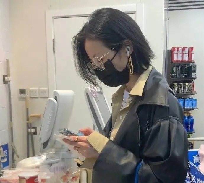 世界上耳朵最厉害的人 ​​​
