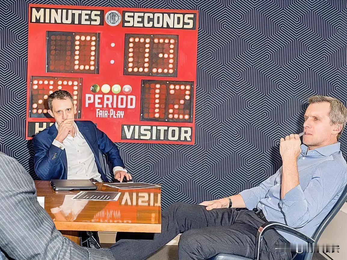 有朋友好奇，NBA最会营销的经纪人是谁？那不得不提约、穆的经纪人—杰夫·施瓦茨。