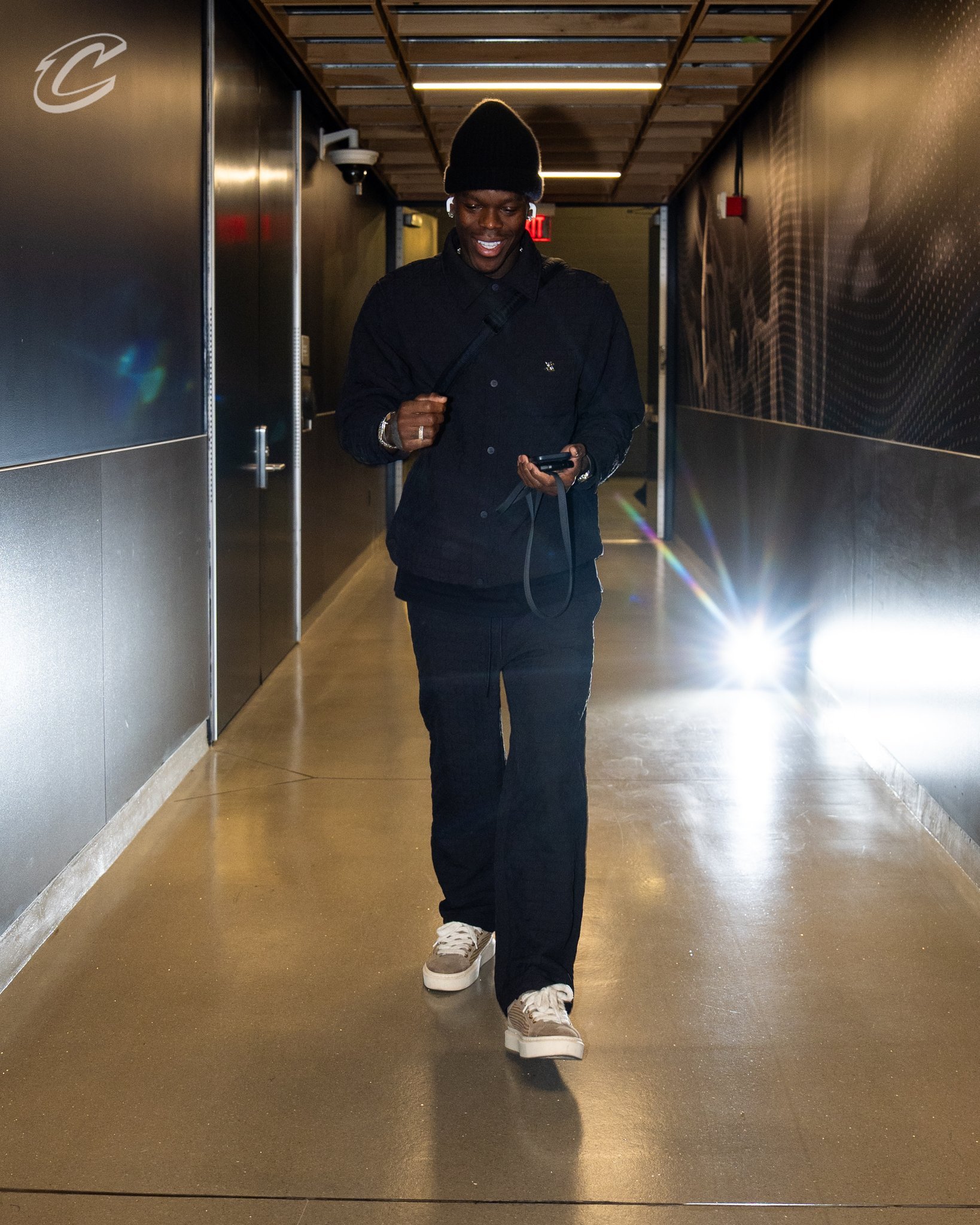 哈登的替补！施罗德今日首秀！哈登加盟骑士