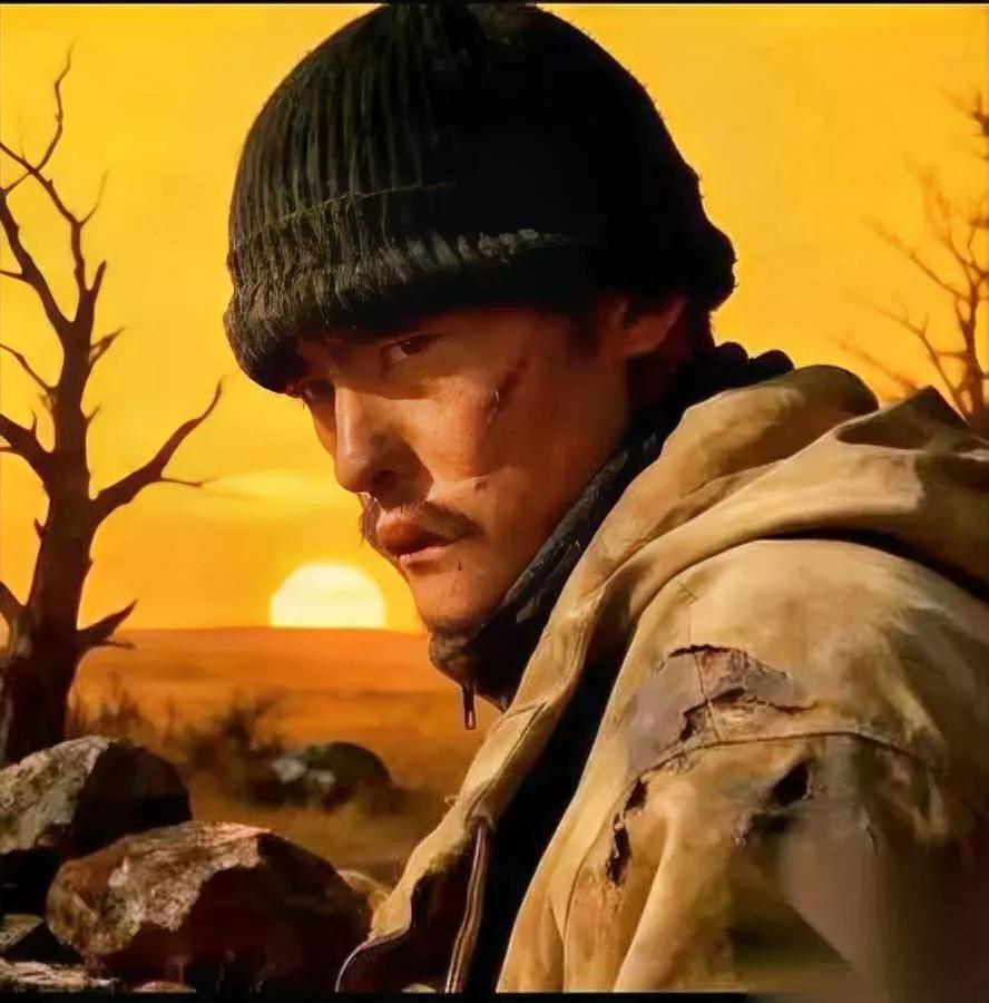 刀疤哥粉丝快破10万了！

这男人到底凭啥？

95后杨小永，人称“刀疤哥”，脸