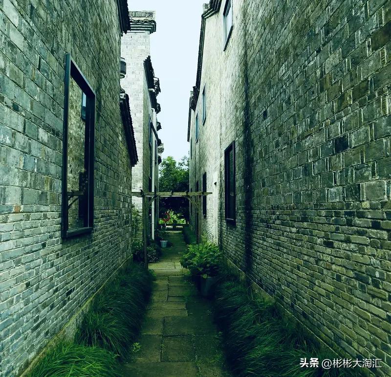 这段时间明显感觉时间不够用，我发现真正拉开距离的是对时间的精准感知和注意力的合理