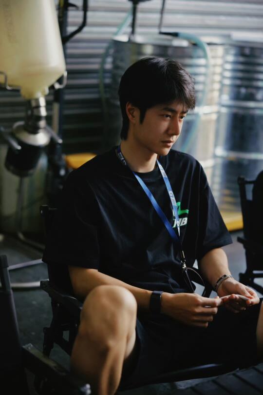 这位先生 一起喝咖啡吗