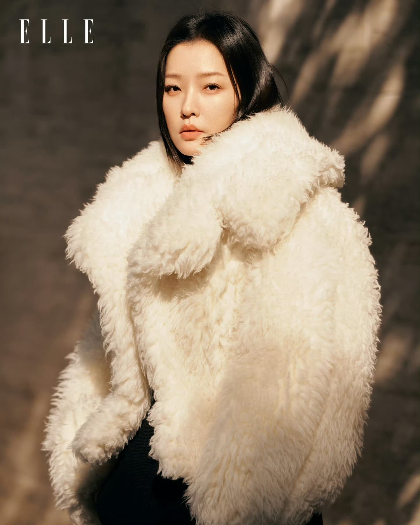 杜鹃 ELLE HongKong  January  2026封面  Celin