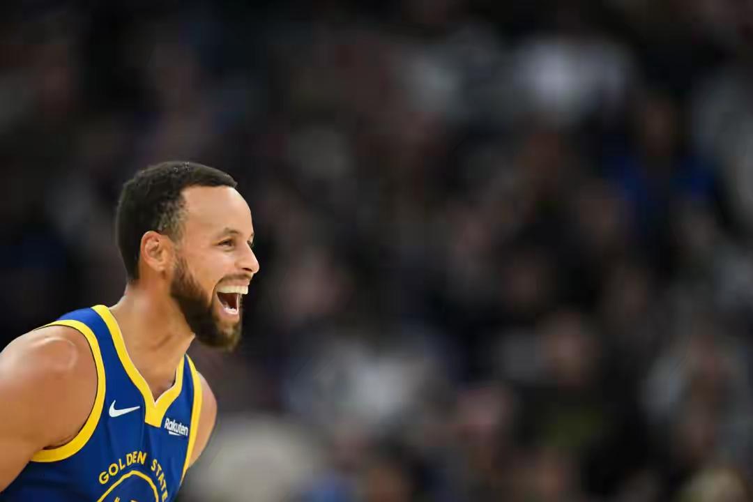 新水花组合，投进10个三分球，勇士可以考虑，让希尔德进入首发了。
一、希尔德的发