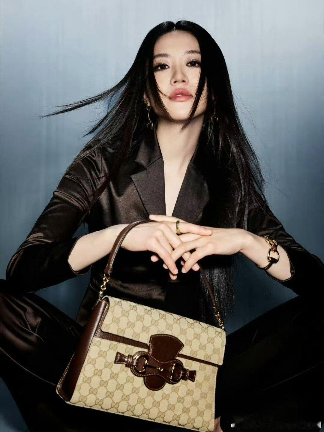林允向涵之gucci大片林允向涵之烟熏妆 ​​​林允向涵之gucci大片 ​​​