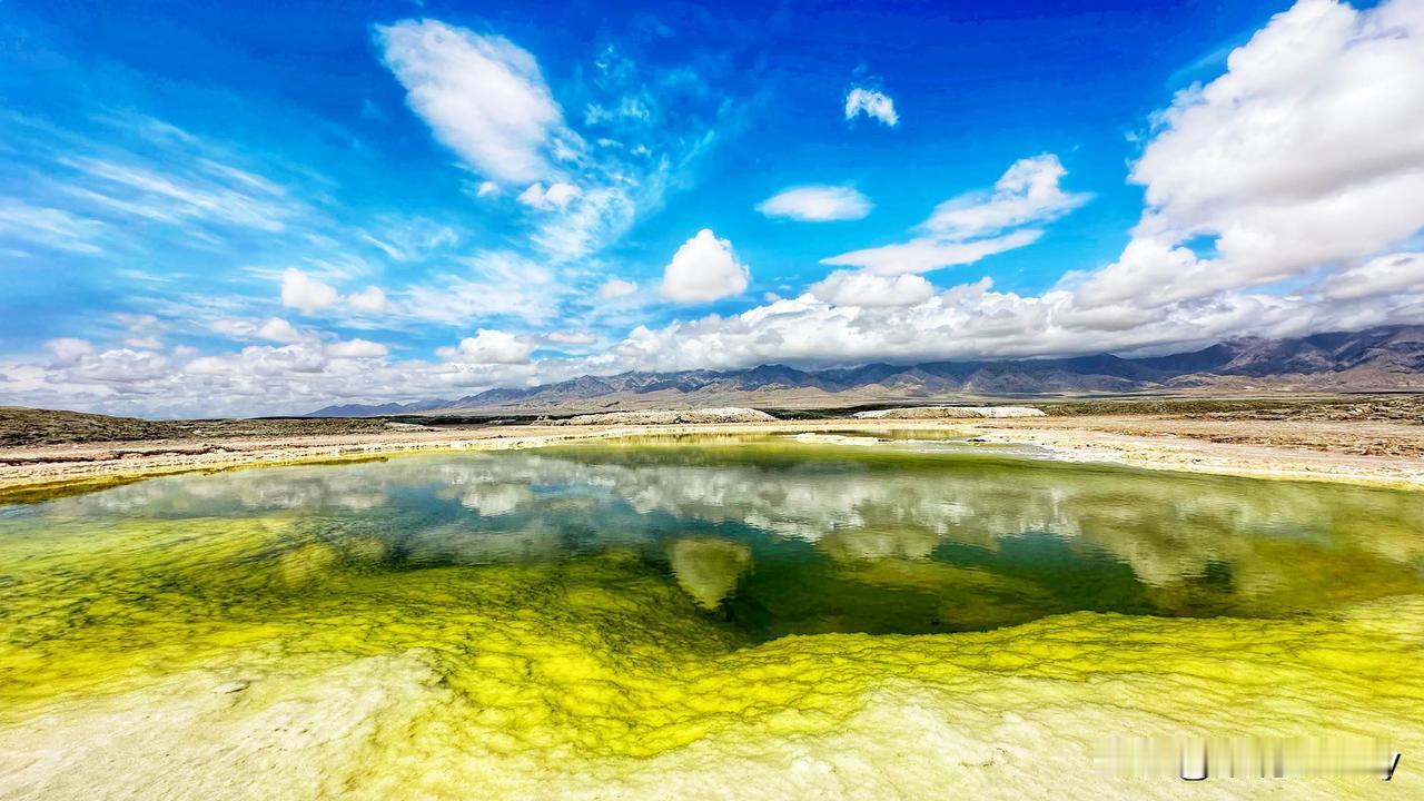 #分享湖边照片#

大柴旦美景