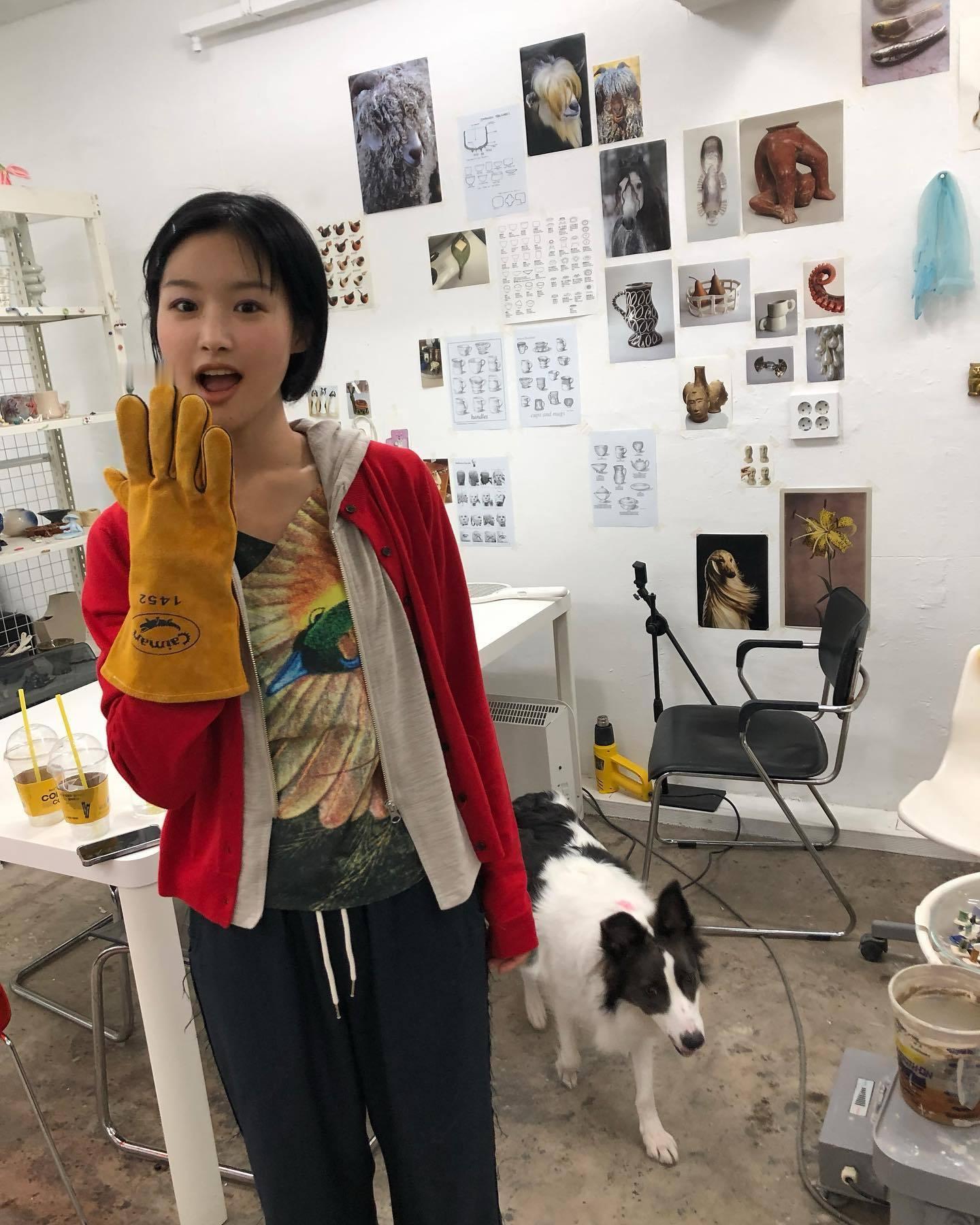 再分享一位经常看的博主 bbxx.3_3长相和短发太有辨识度了  而且我喜欢看她