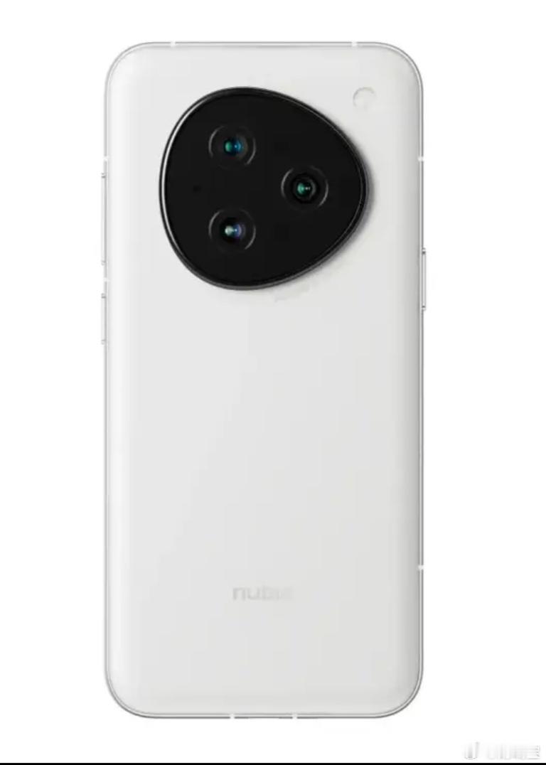 豆包手机跨界合作的“1+1>2”典范：中兴扛硬件旗舰配置（骁龙8至尊版+6000