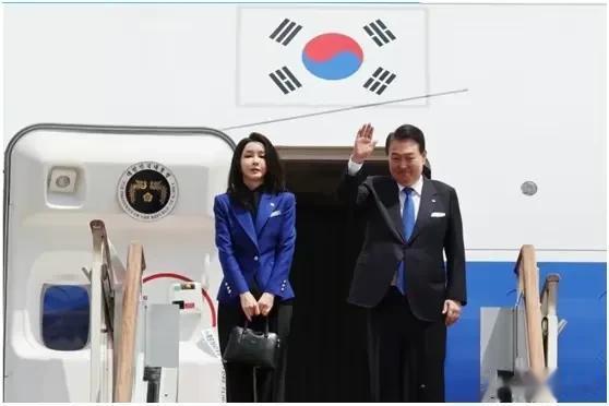 韩国：如果我加入G7，新G8机制完全可以取代联合国。
5月23日，韩国《中央日报