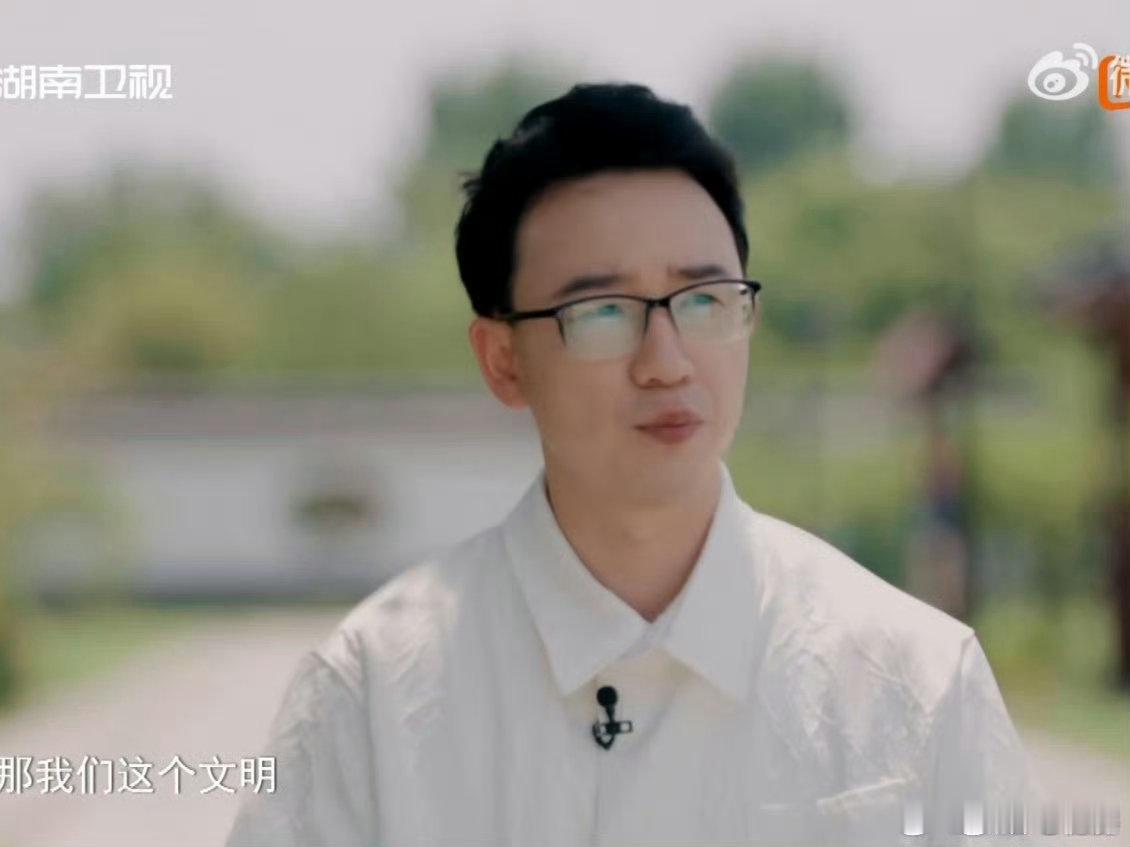 应天书院里老师是传承文明的薪火少年书院行应天书院的师道传承太戳心！范仲淹“以天下