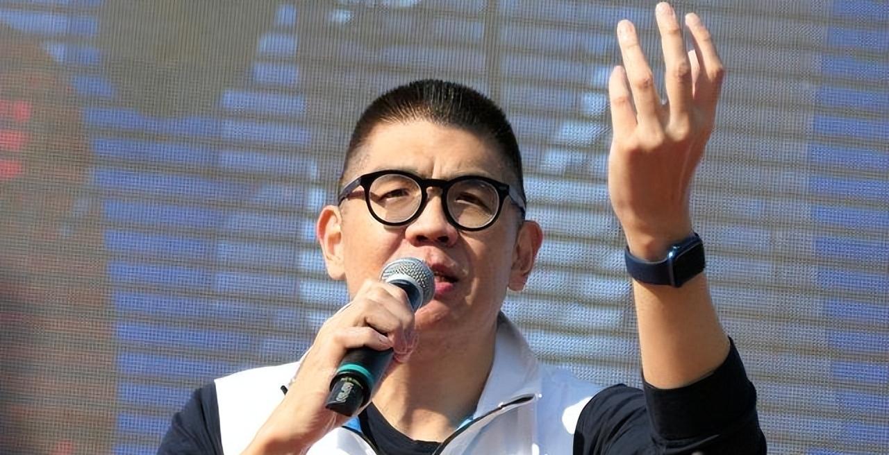 中国国民党副主席连胜文今日到新竹辅选时表示，台湾因为民进党没有办法在大陆和美国之