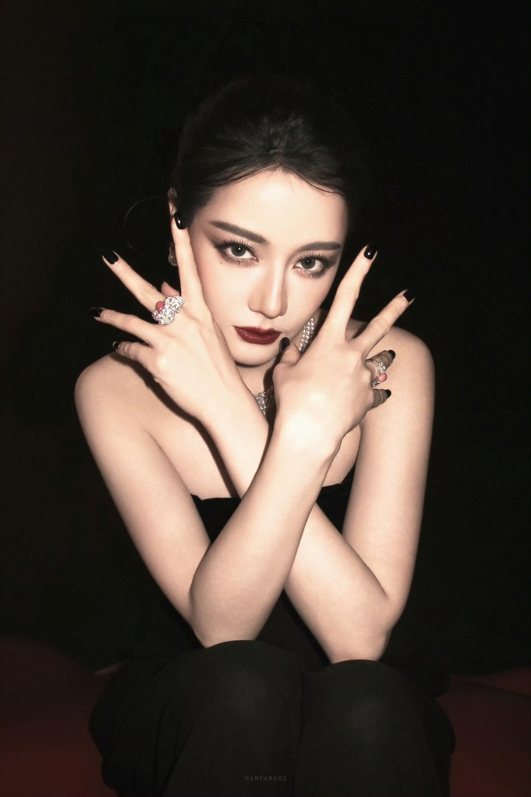迪丽热巴0603生日快乐 dlrb 今天星期巴 dlrb 迪丽热巴不好意思打扰了