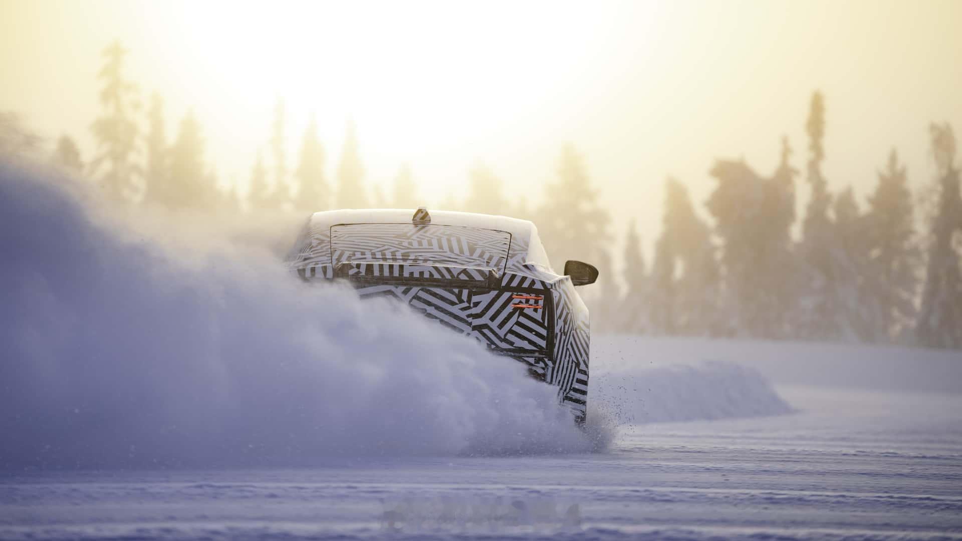 捷豹GT技术细节 捷豹GT的技术细节进一步公开果然，并不是全是平铺电池！车头布置