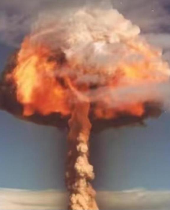 日本右翼对中国发出警告！一旦中国动用“核武器”对日本本土实施打击，那么等着中国的