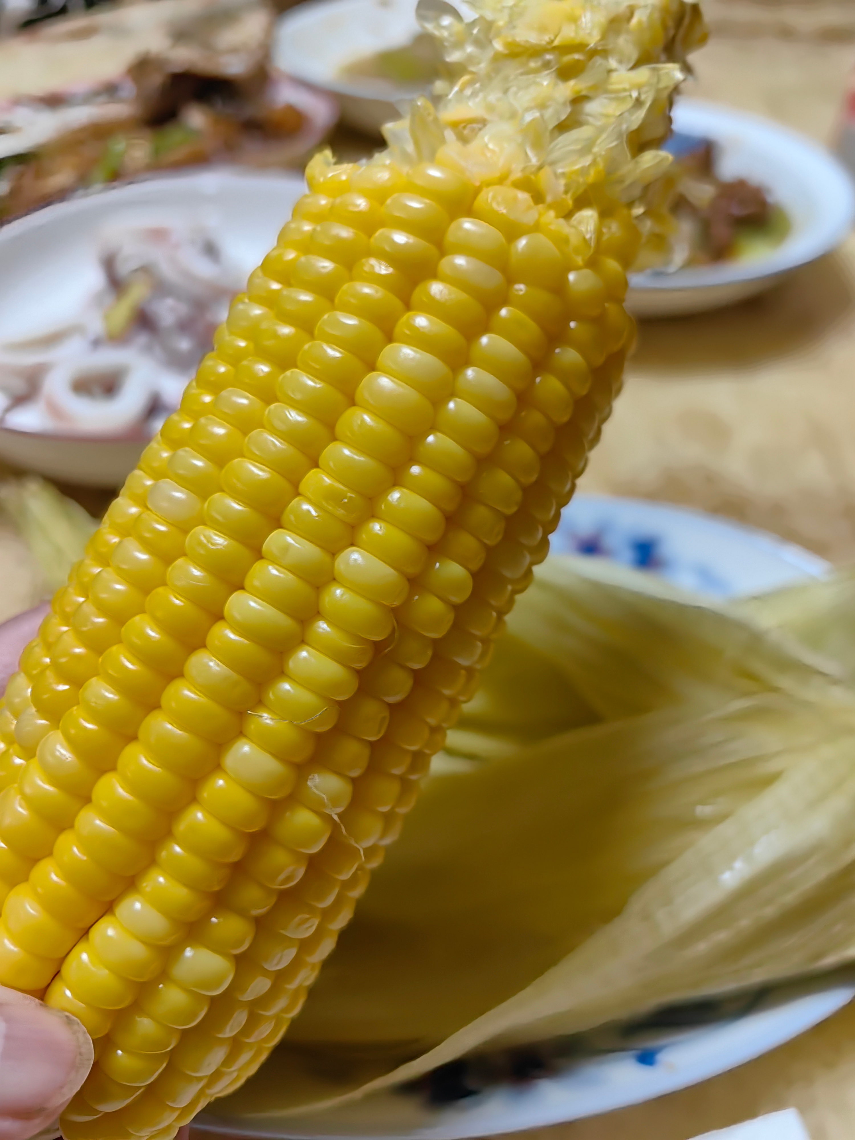 每日一餐分享今晚吃一根玉米🌽。 ​​​