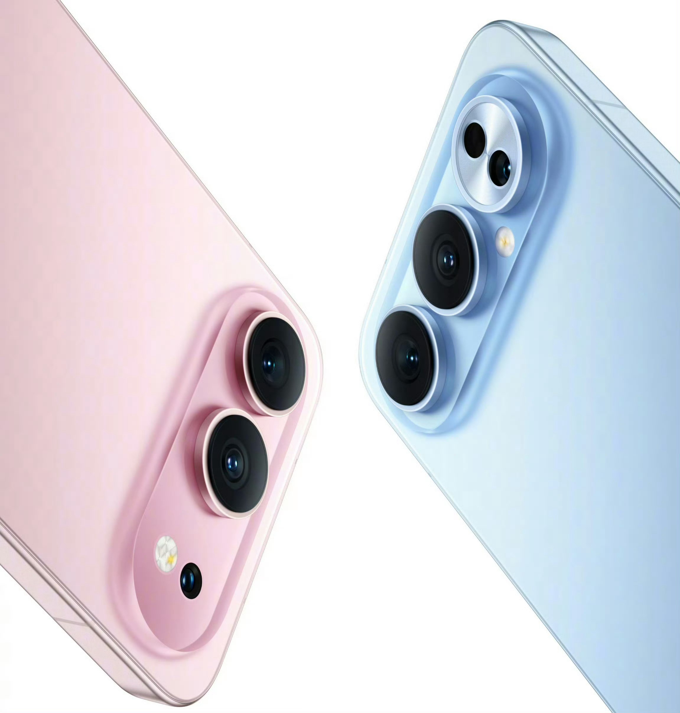 左边：荣耀 500右边：荣耀 500 Pro左边看着顺眼不少，期待你们的评价。 