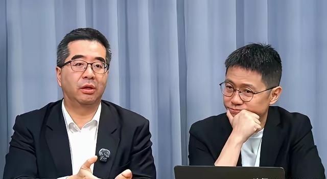 萧旭岑辟谣：郑丽文不会参选2028！

蓝营正在尝试把“和平、军购、外部介入”重