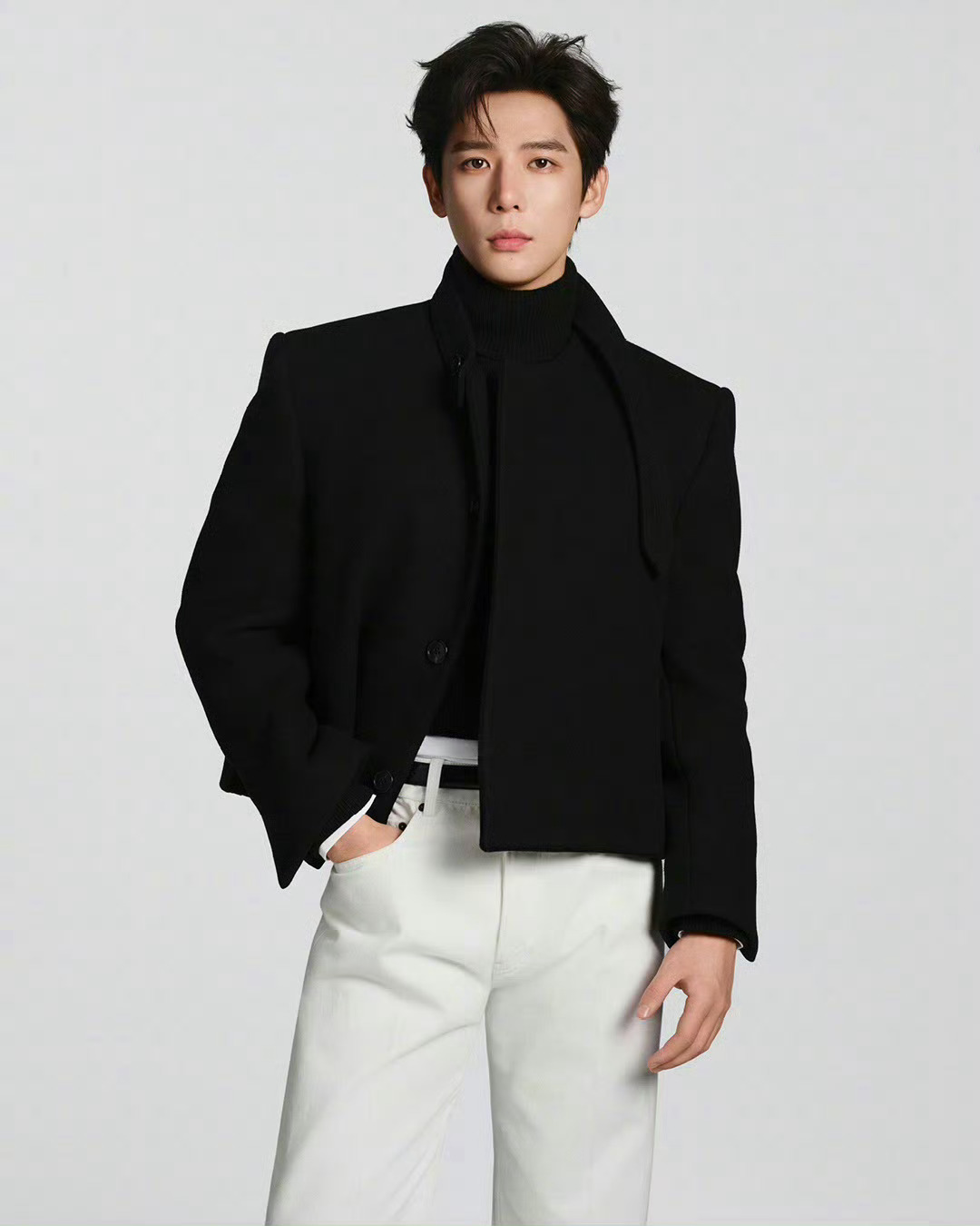 王安宇CELINE品牌大使 王安宇官宣CELINE品牌大使，硬照风格满分💯 