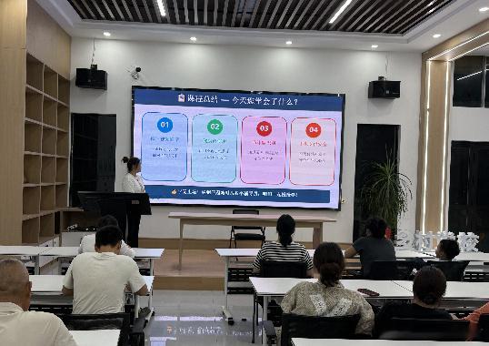 台州仙居反诈小课堂开到百姓家门口 方言土语讲骗局，手把手教装APP！仙居大战乡“