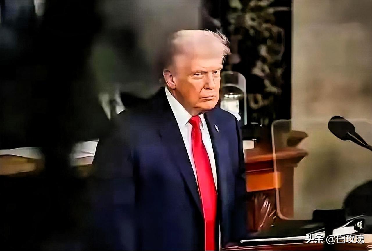 伊朗越打越勇：科威特美国海军基地所有基础设施被摧毁，大量美军伤亡；一艘美国运送弹