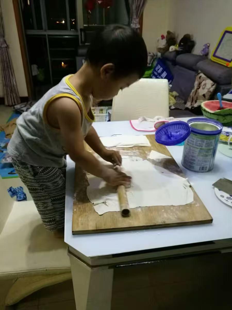 《对良性肿瘤与恶性肿瘤的认知》
认知肿瘤，它是细胞异常增殖而成为了人体多余的部分