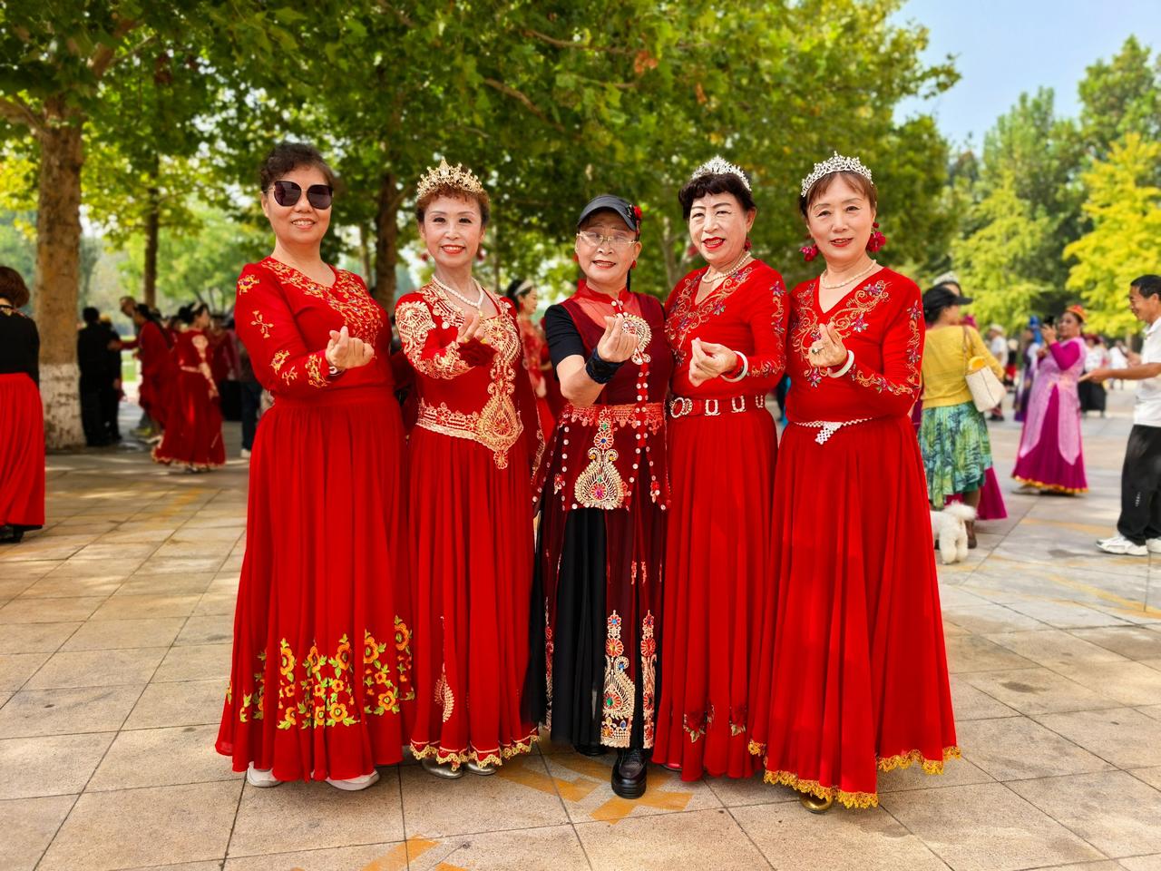 银河新疆舞艺术团，现场花絮，🌺🎉🌹🍎🎁👍🙏