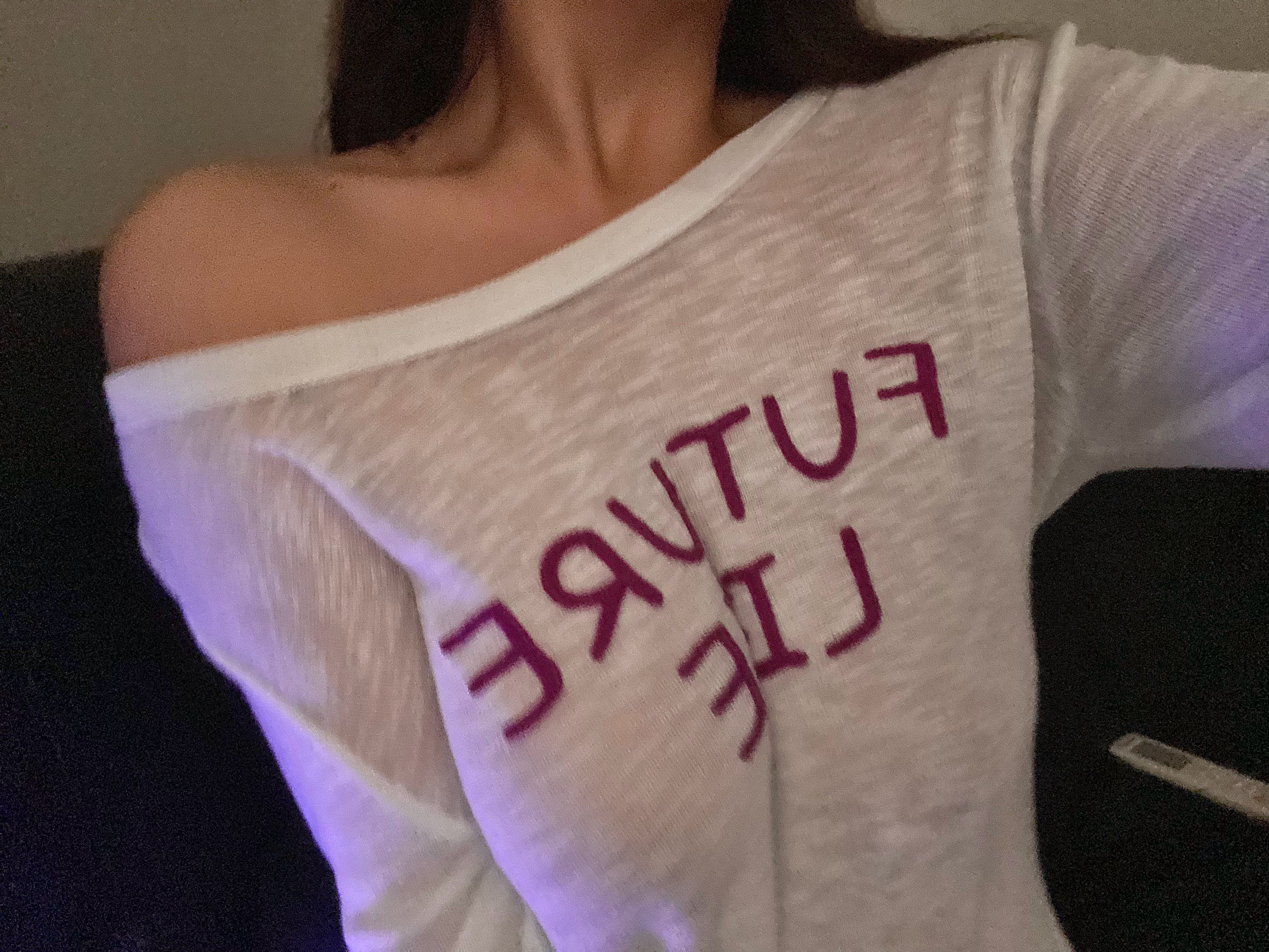 Live ​​​