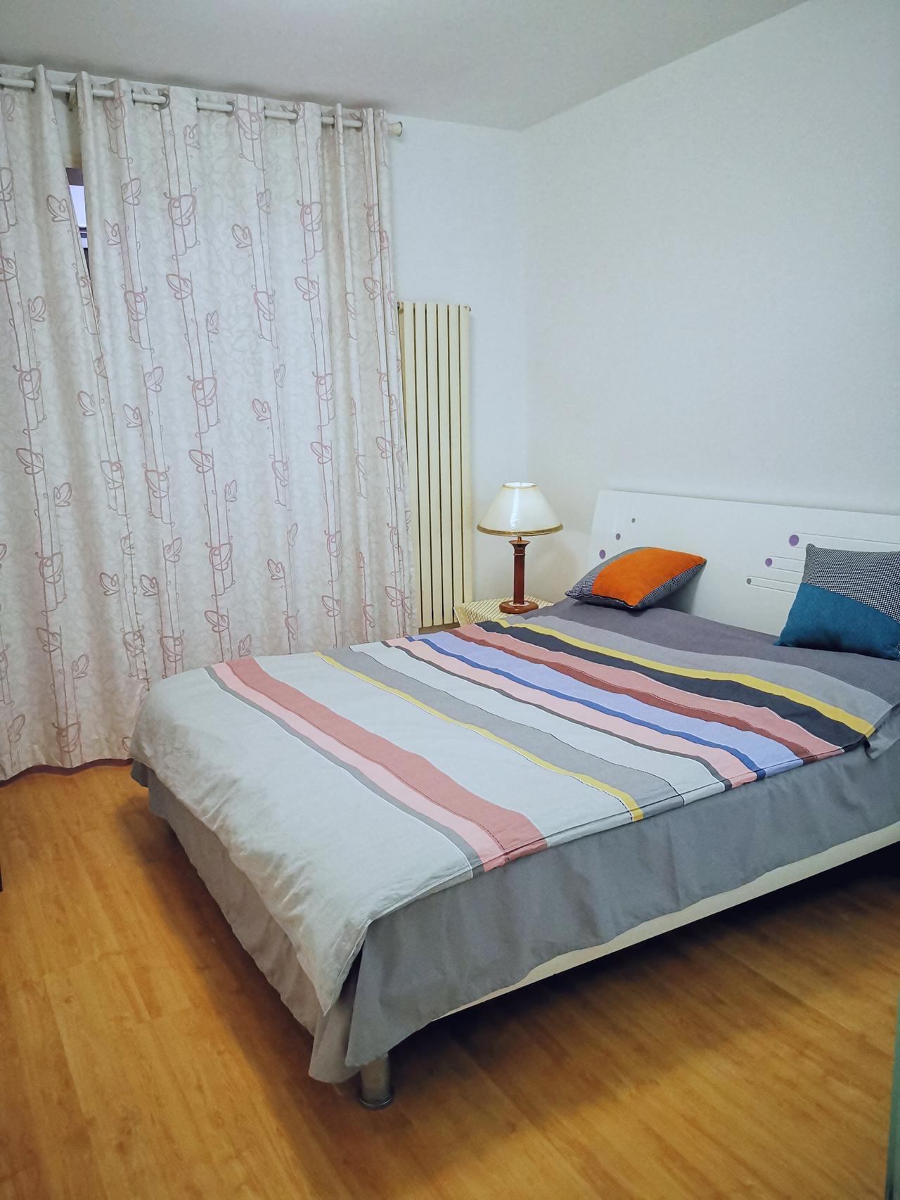 豆包帮我出租房子，我把房子情况告诉豆包，豆包马上给我生出文案。
洛阳涧西 兴隆花