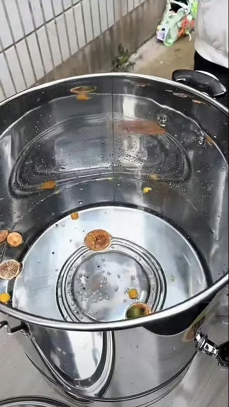 小海棠多喝热水 