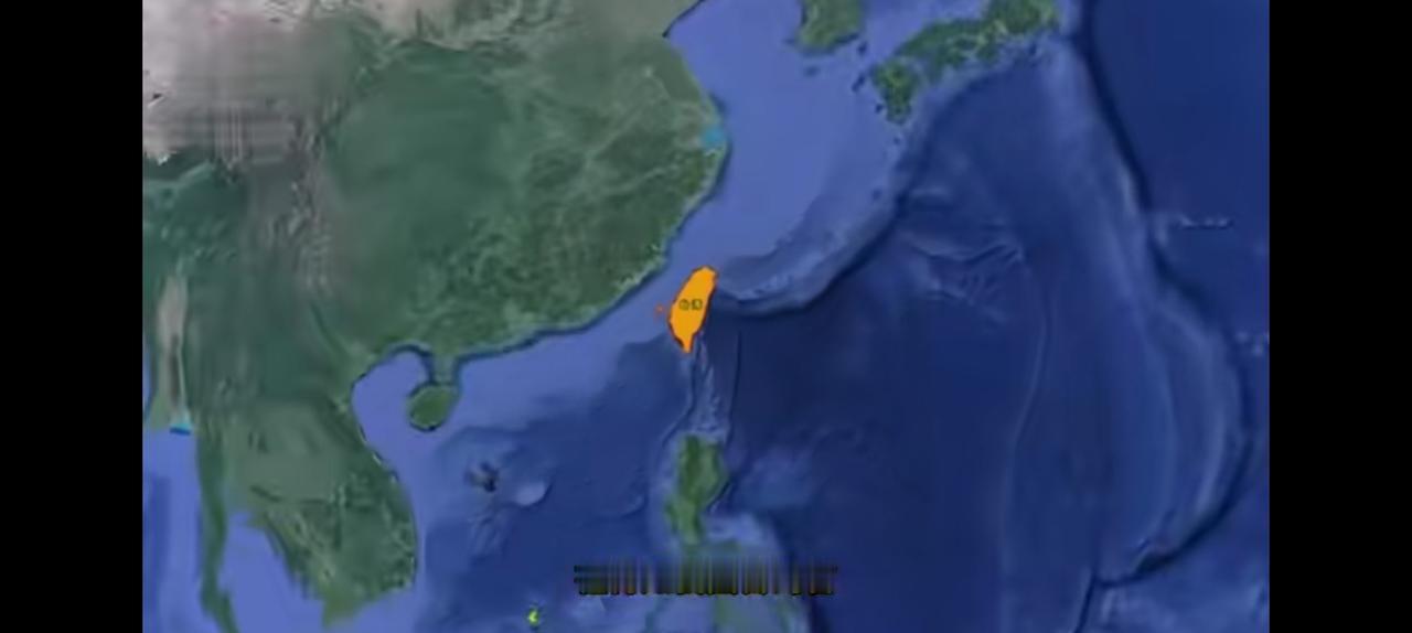 台湾海峡内海化非常高明，因为东西两边都是我们的国土。
过去一条海峡列强走来走去，