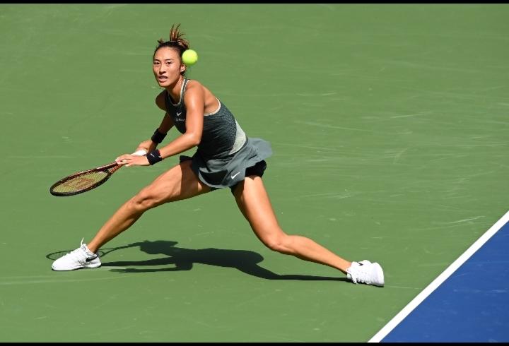 今年澳网为啥不见郑钦文的身影？
     今年的澳网郑钦文并未参赛。核心原因是其