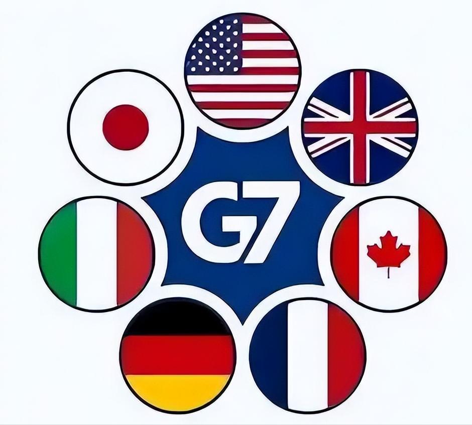 一年一度的春节联欢晚会有《难忘今宵》，一年一度的G7国家峰会要联名"反对中国改变