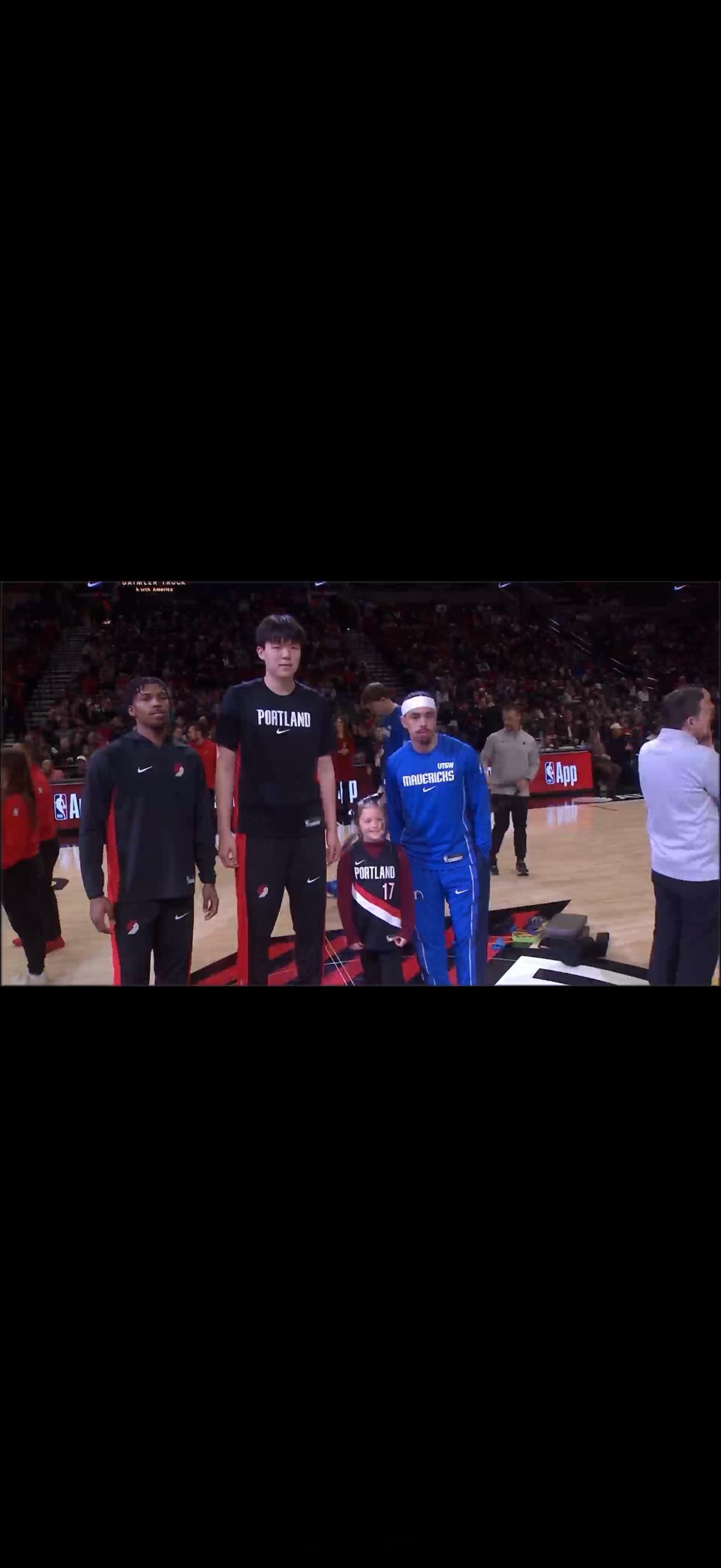 连场放对手伪空间点但开场就受到惩罚但这次波特兰的三分至少在下半场没有延续，两支焦