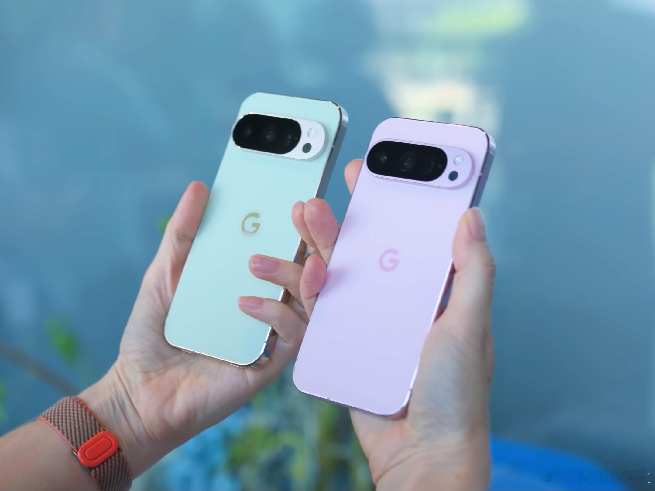 谷歌Pixel 10 Pro 细节汇总：1、颜色真好看，这个新的绿色，搭配金色中