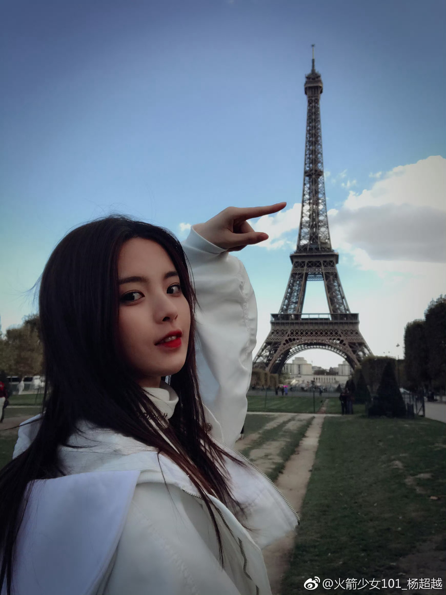 杨超越的19岁 vs 27岁 